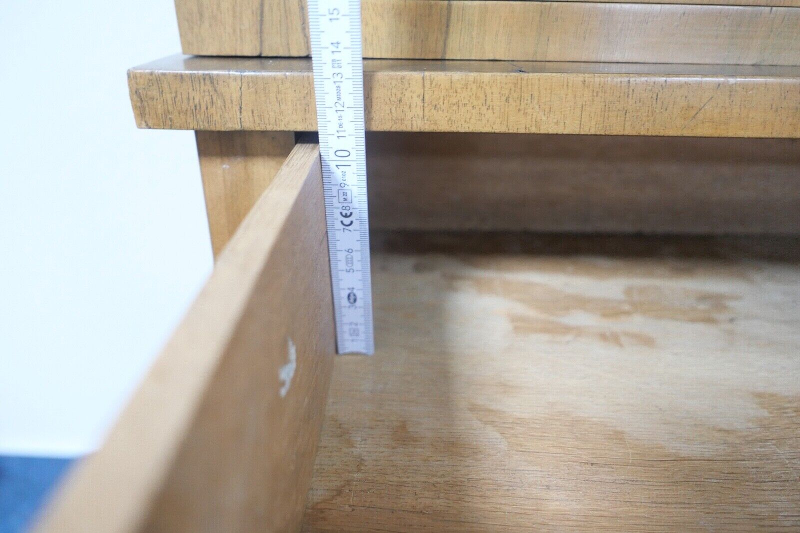 Biedermeier um 1840 Aufsatzvitrine Glasvitrine 2 Tlg. Eiche Nussbaum 169x66x42cm - Antikhandel-Stuttgart