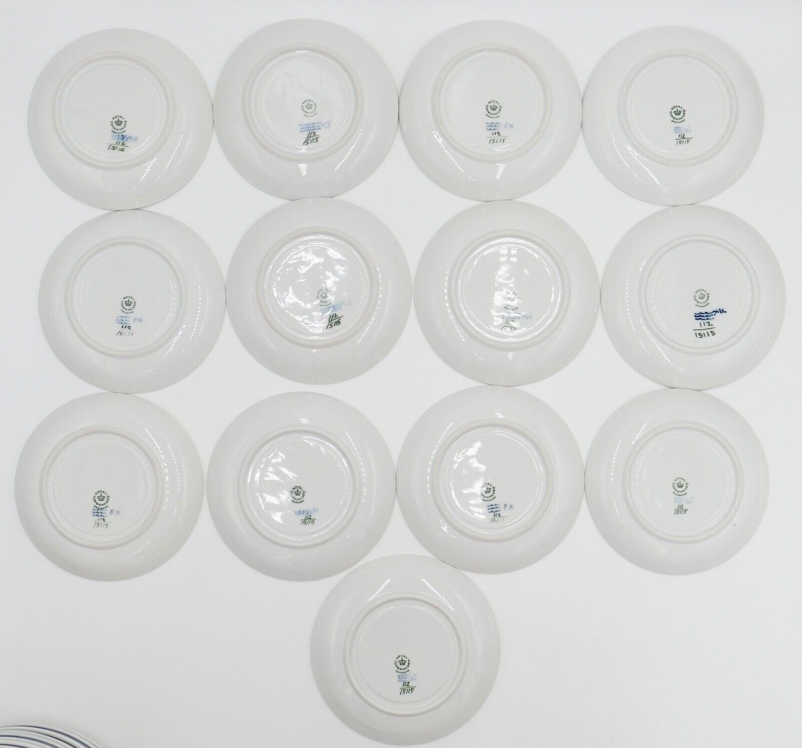 42 Teilig ROYAL COPENHAGEN "NOBLESSE" Teller Tassen Tee Kaffee Service Porzellan - Antikhandel-Stuttgart