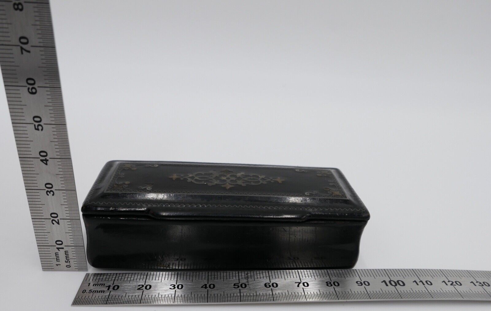 Antikes Döschen 90x38mm Frankreich schwarz Lack um 1880 Holzdose - Antikhandel-Stuttgart