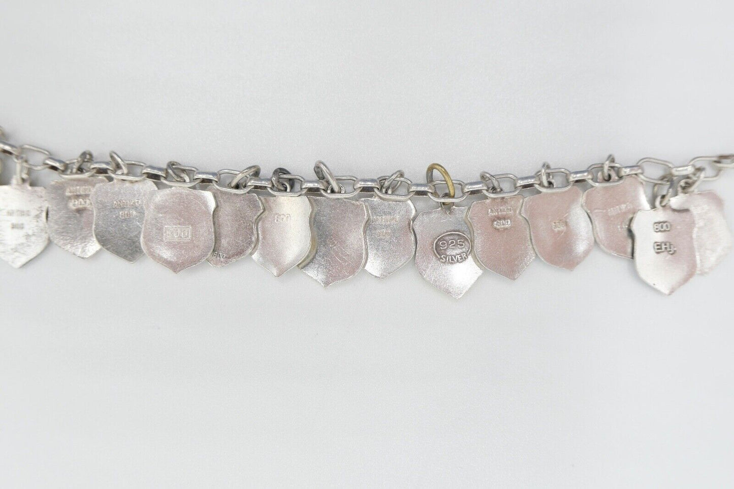 Bettelarmband mit Städte Wappen aus Emaille 800 Silber REU ANTIKO EHJ - Antikhandel-Stuttgart