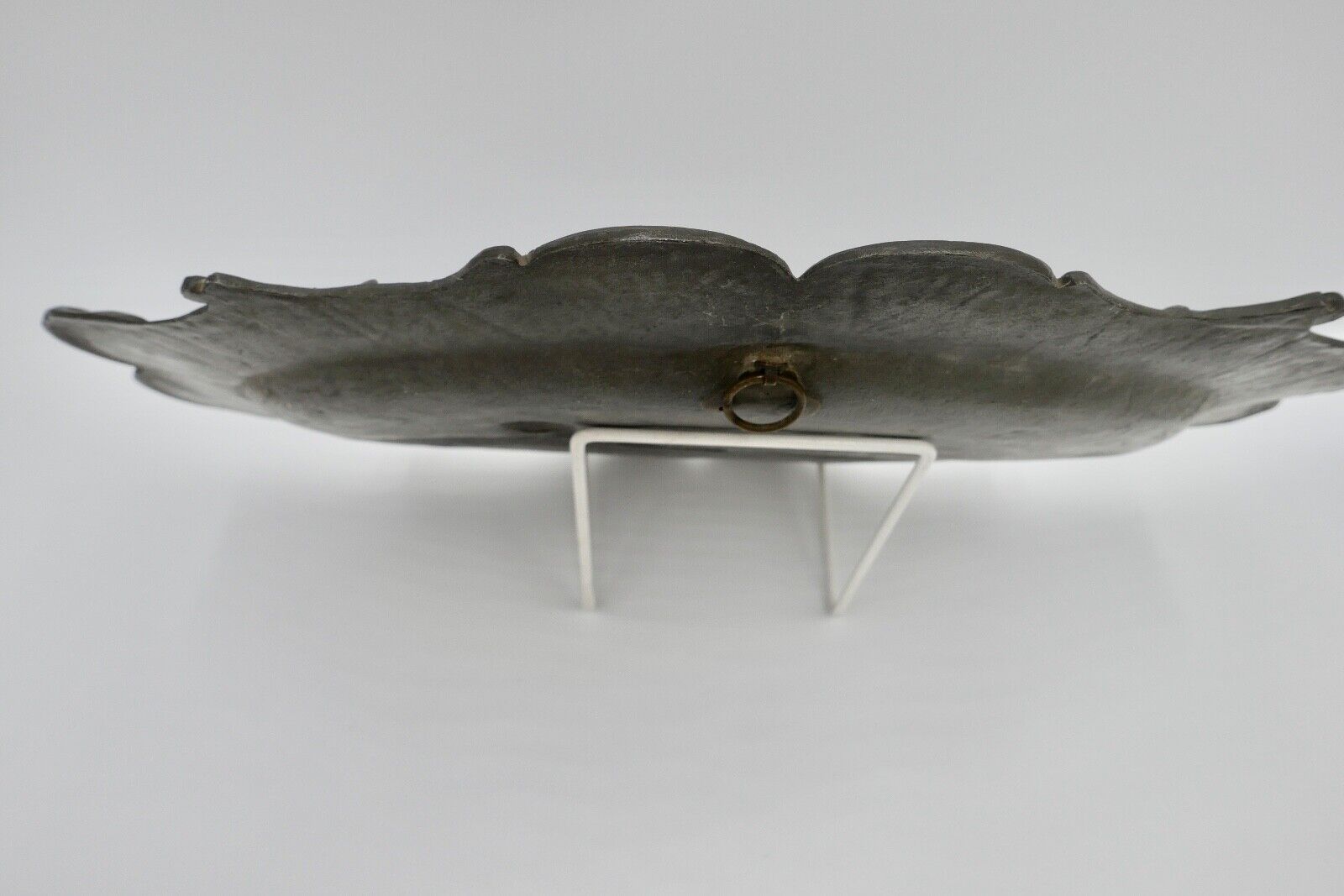 Zinn Wandteller Wandplatte Frankreich sign. Frauen AKT Etain Garanti ART NOUVEAU - Antikhandel-Stuttgart