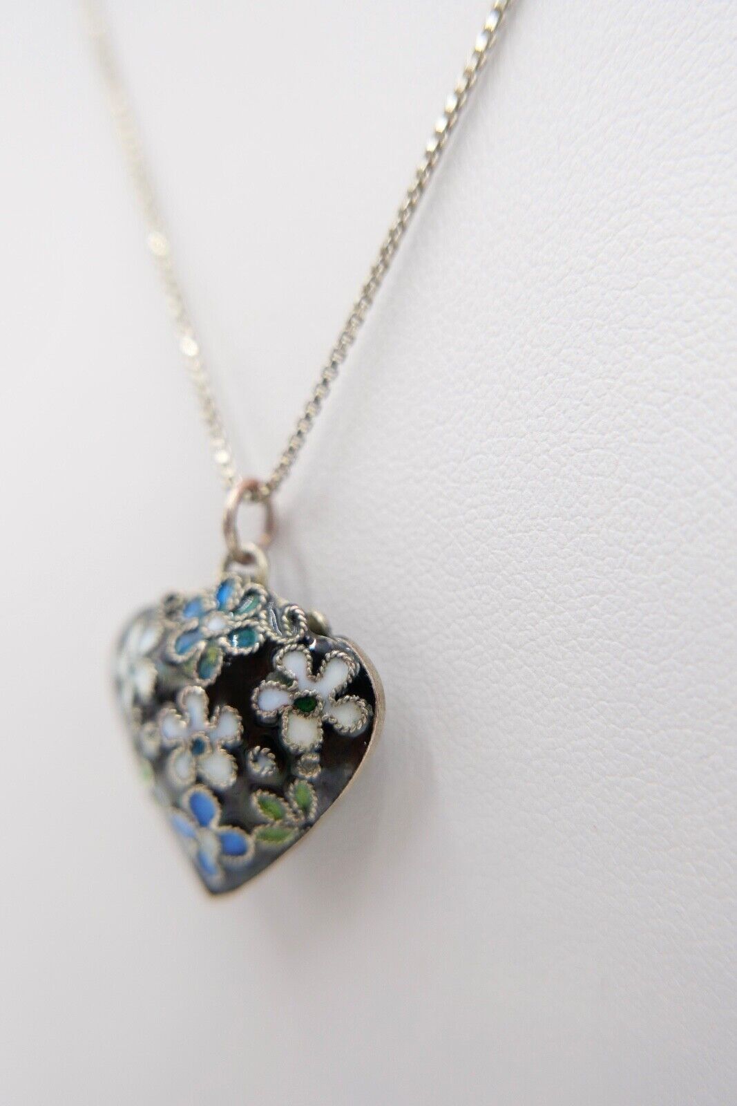Antiker alter Herz Anhänger mit Emaille Florales Muster Ø 21 mm - Antikhandel-Stuttgart