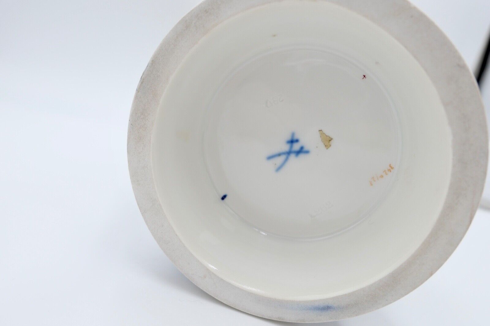 Meissen 342a / 28 große Vase 35,5cm kobaltblau mit Blumenbuket Gold - Antikhandel-Stuttgart