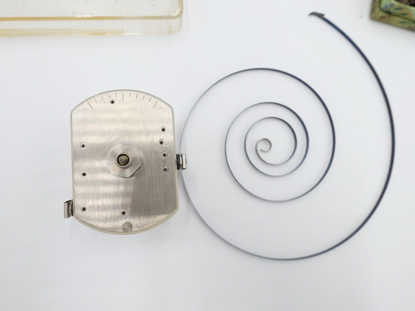 Diverse Ersatzteile Zubehör für WECKER Uhrwerk Uhrmacher Uhr alt - Antikhandel-Stuttgart