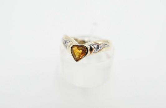 60er Jahre Damenring Gr. 56 Gold 333 / 8K Herz Citrin & Achtkantdiamant H / SI - Antikhandel-Stuttgart