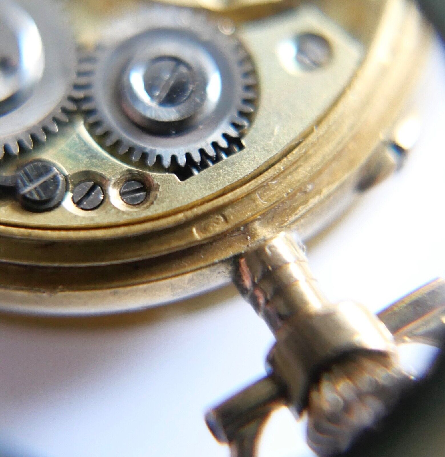 Antike Schweizer Damen Taschenuhr 585 Gold Diamanten im Kleeblatt 56 14K 0,585 - Antikhandel-Stuttgart