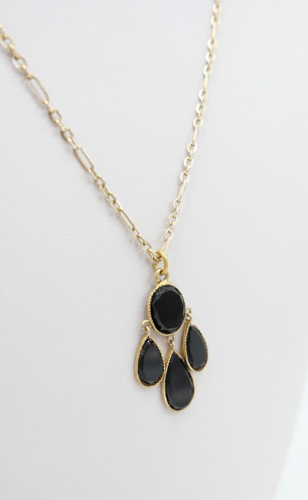 alter Anhänger vergoldet mit schwarzen Glassteinen Ø 37mm 1960er Jahre - Antikhandel-Stuttgart