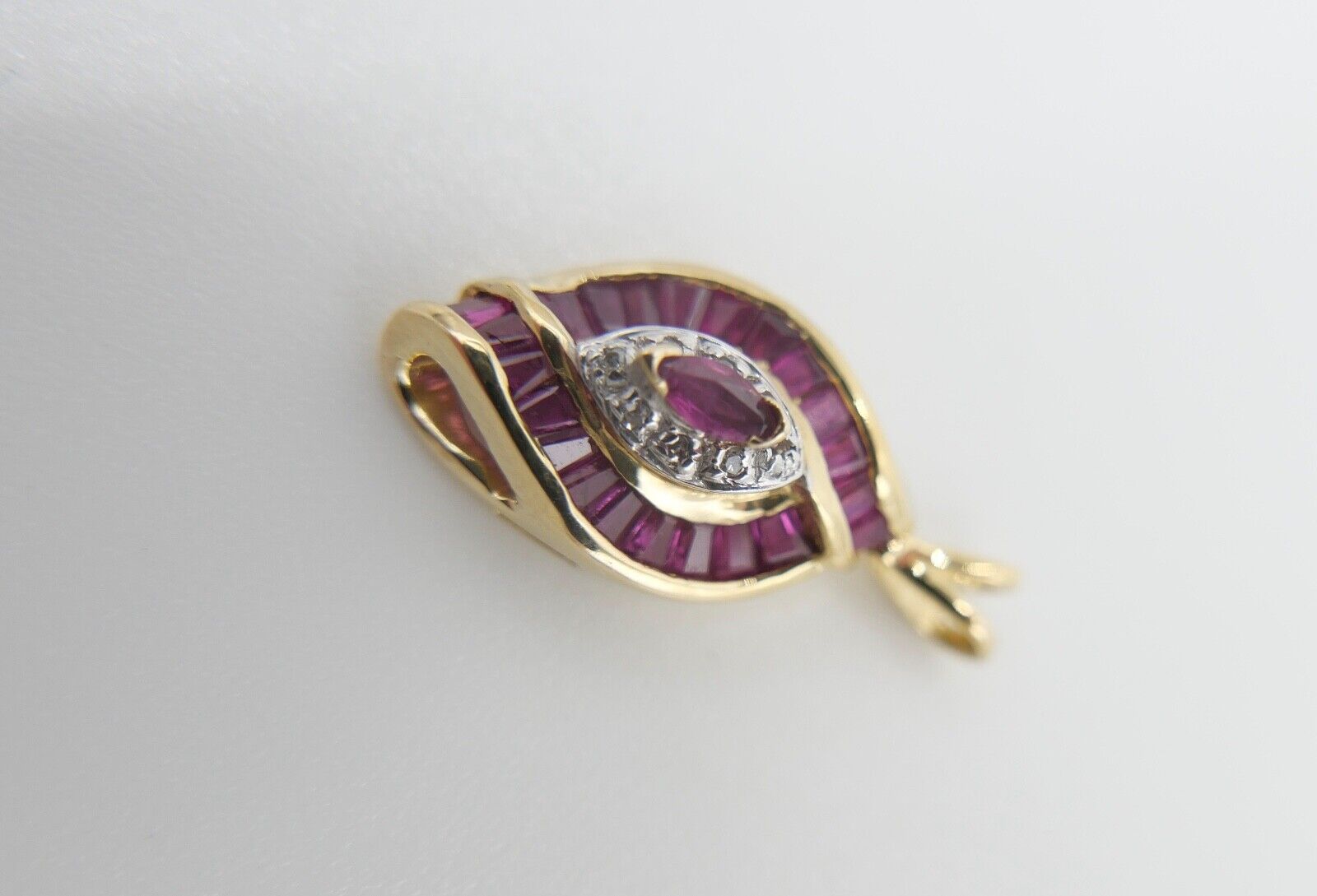 THL Samuel Aaron 10K GOLD Anhänger mit Rubinen und Diamanten - Antikhandel-Stuttgart