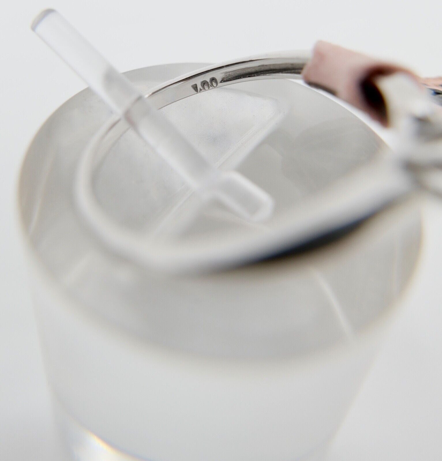 -- NEU -- 90er Jahre Solitär Ring Weißgold Gold 333 8K Brillant 0,01 Ct Gr. 51 - Antikhandel-Stuttgart