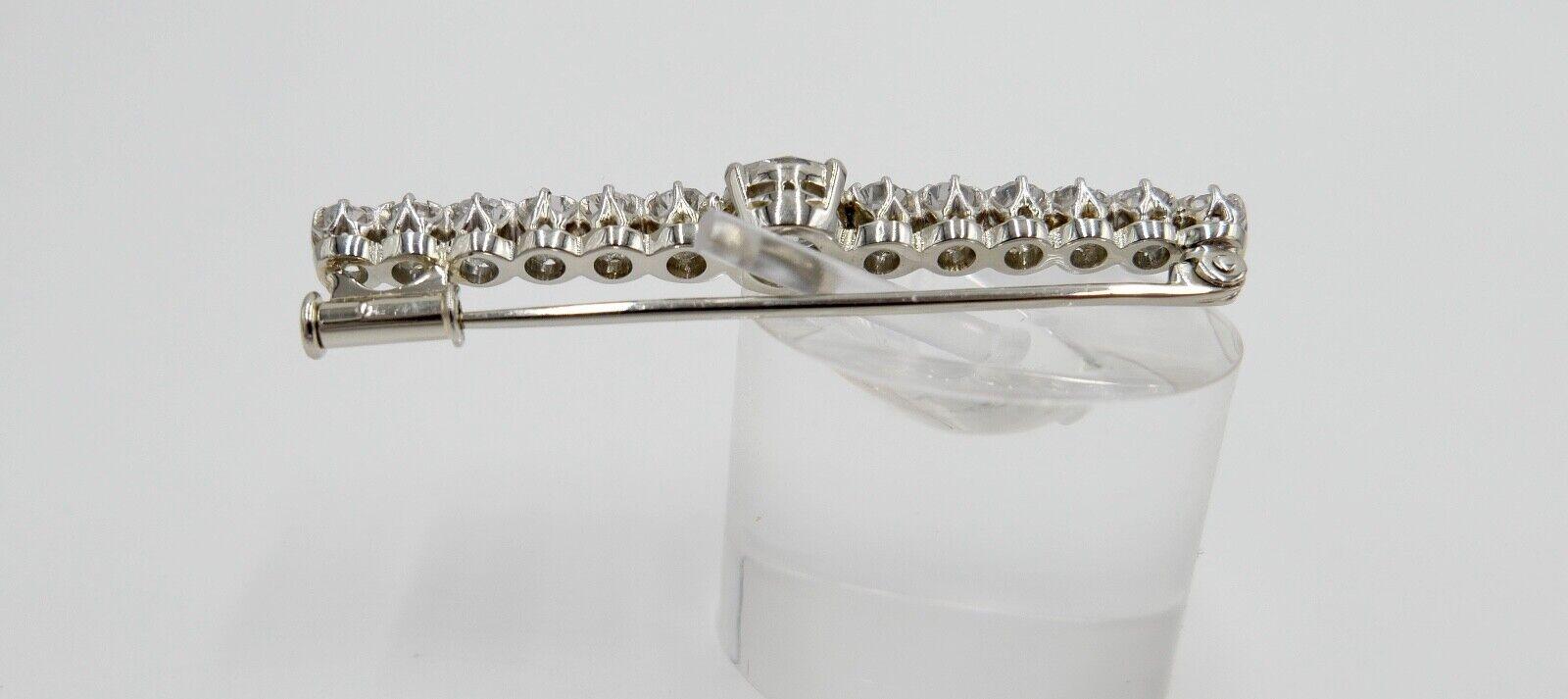 750 18K Weißgold Stabbrosche Brosche mit 13 Diamanten 44 mm Altschliff 2,17 Ctw - Antikhandel-Stuttgart