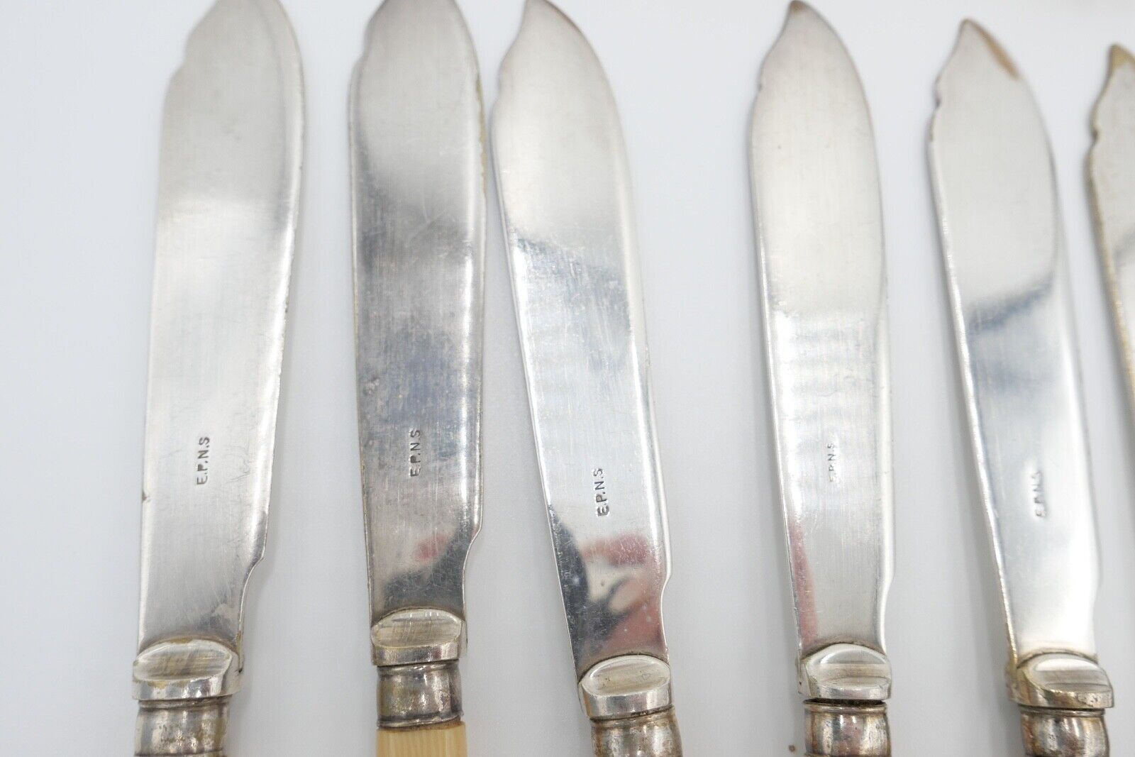 12 Teile E.P.N.S. Besteck 30er / 40er Jahre vintage Gabel Fischmesser - Antikhandel-Stuttgart