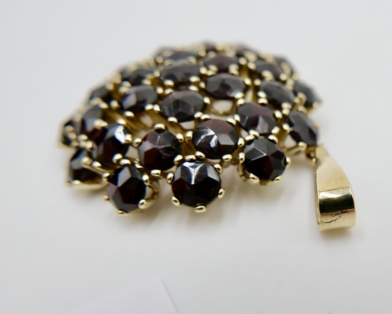 Massiver großer Granat Anhänger 333 / 8K Gold Ø 36mm 1980er Jahren - Antikhandel-Stuttgart