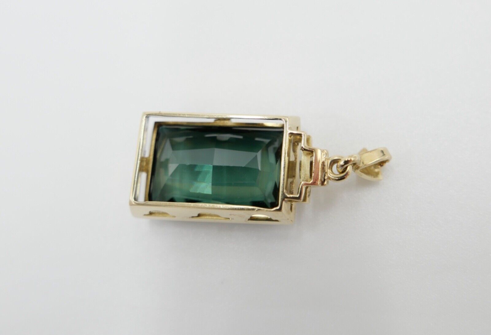 Anhänger 585 / 14K Gelbgold Synthetisch Spinell 18,2 Ct Treppen Schliff 38 mm - Antikhandel-Stuttgart