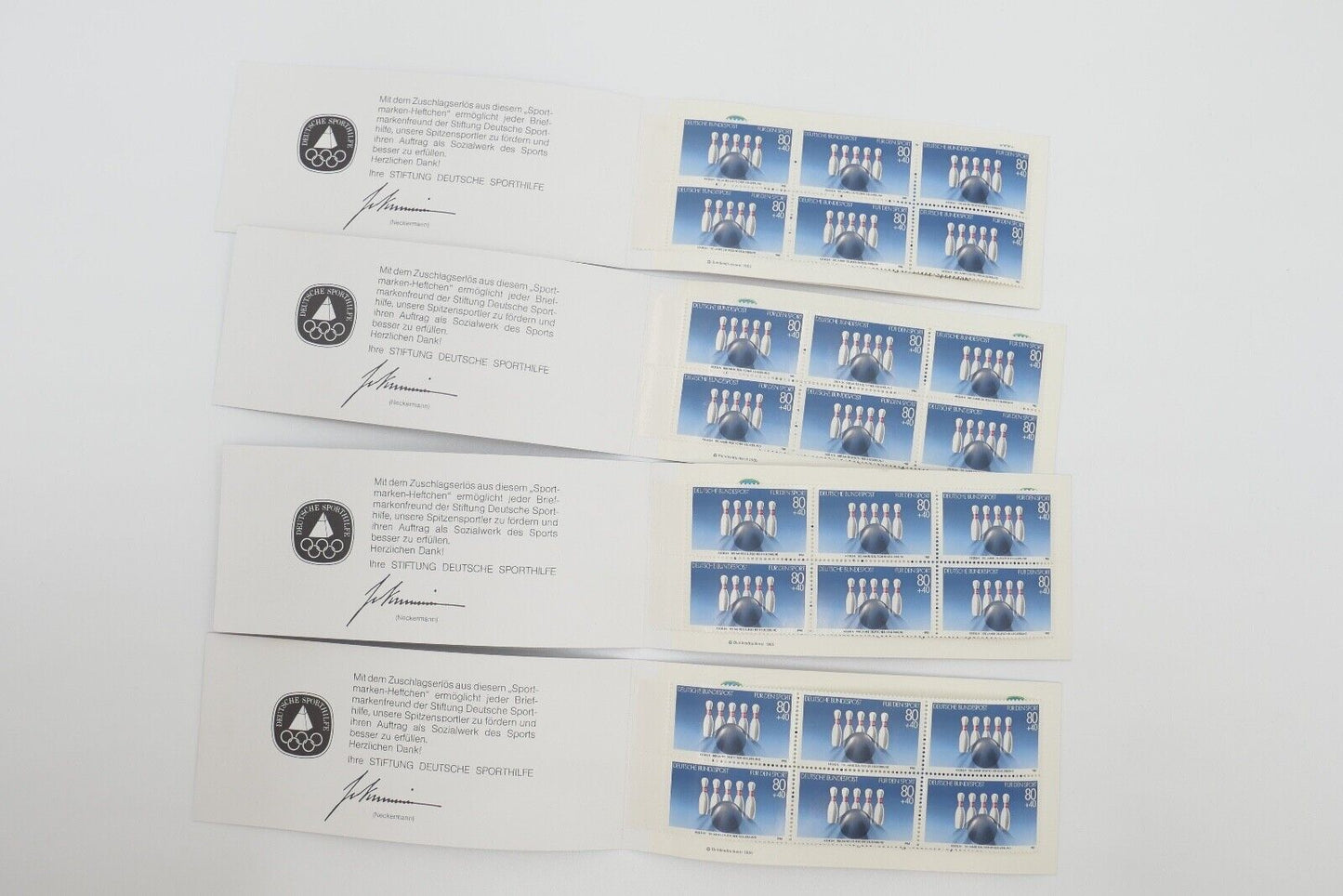 Posten 26 Stück Sport Markenheftchen Kegel Basketball Sehenswürdigkeiten Burg - Antikhandel-Stuttgart