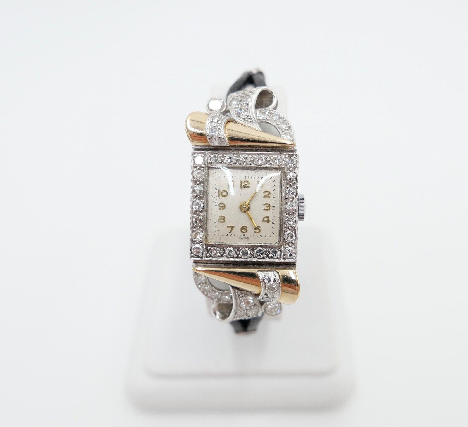 ART DECO DAMEN ARMBANDUHR 750 / 18K WEIß GELB GOLD 48x Diamant Brillant 2,16 CT - Antikhandel-Stuttgart