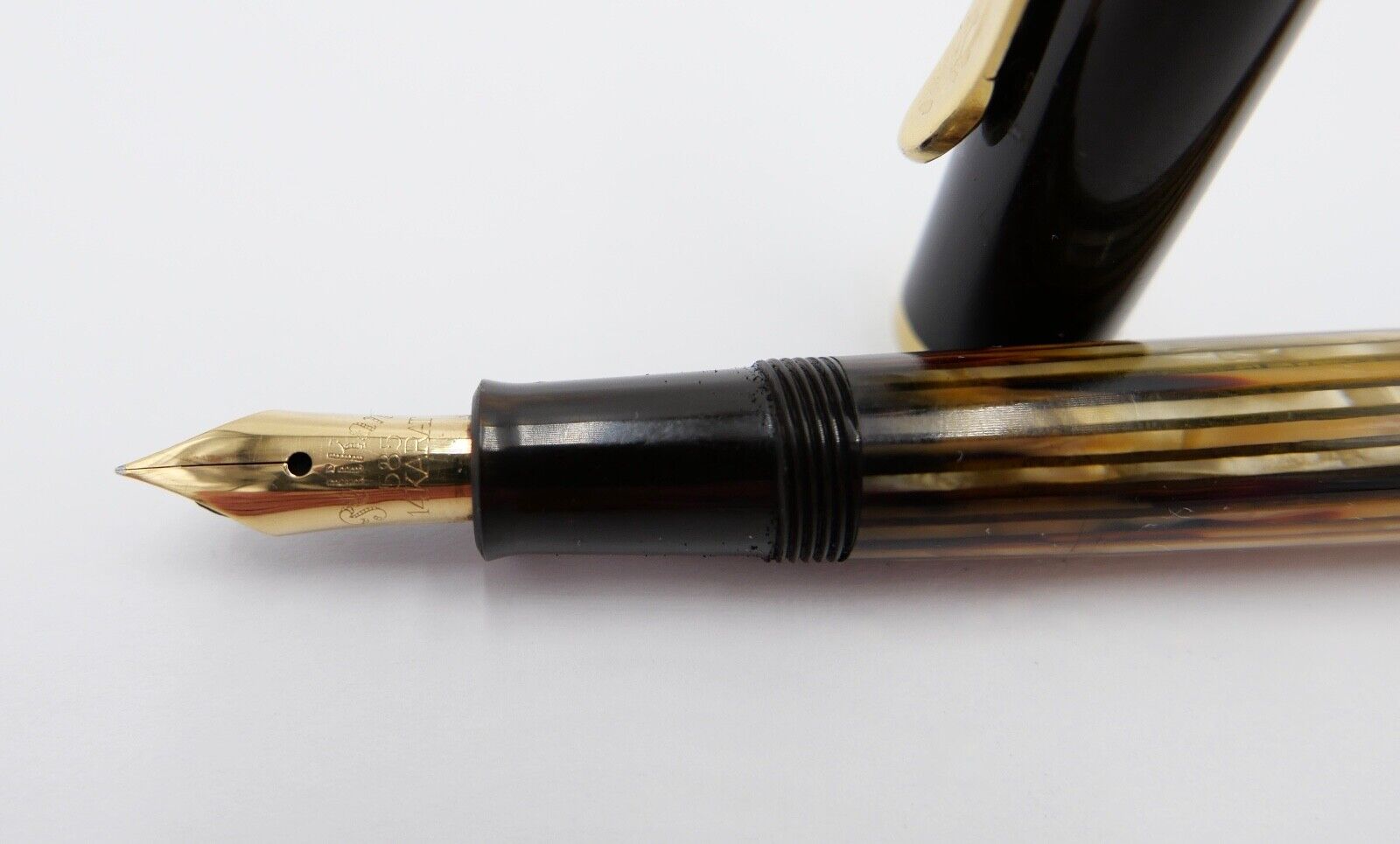 PELIKAN 400 Füller 585 / 14Ct Goldfeder Kolbenfüller Schildpatt M - Antikhandel-Stuttgart