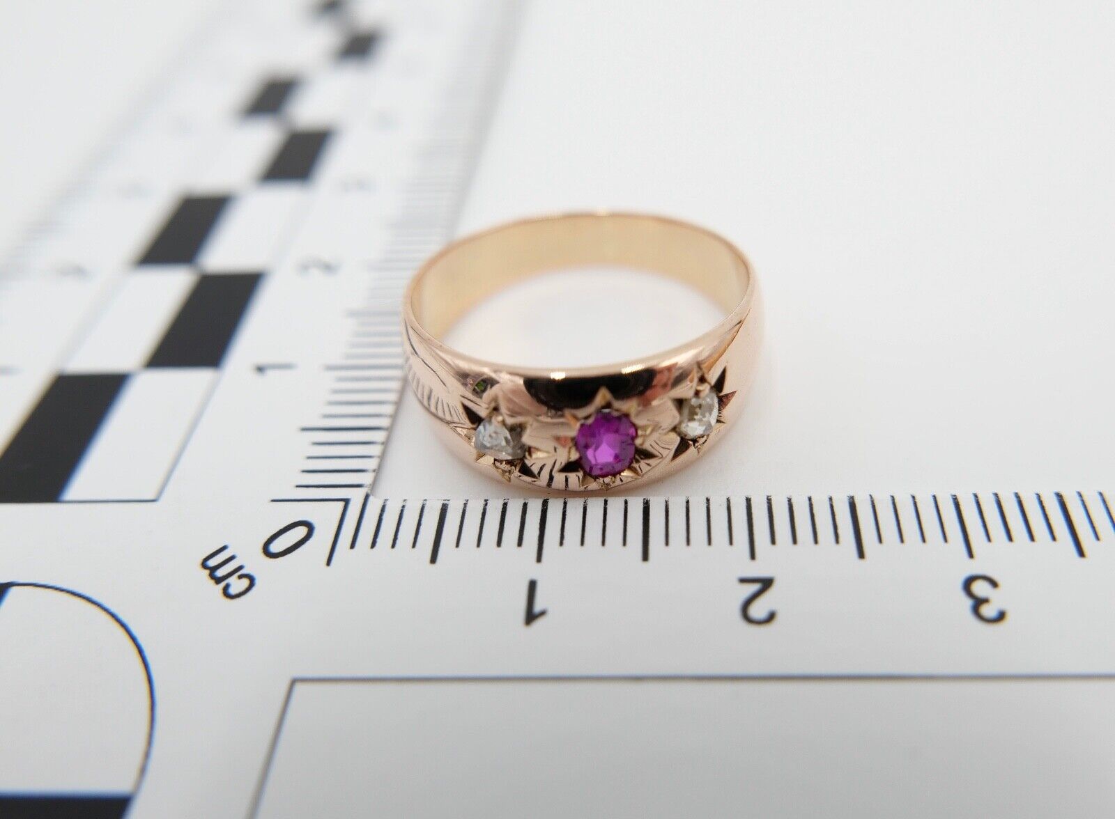 um 1900 Antiker Damen Ring Rotgold 585 14K Gr. 57 Diamanten & Rubin Stern Motiv - Antikhandel-Stuttgart