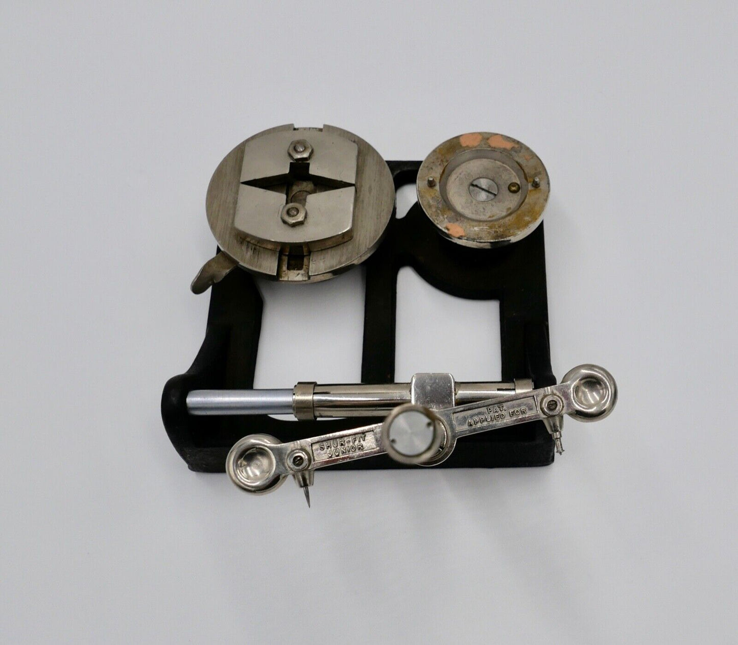 um 1920 SHUR-FIT JUNIOR ZELLULOID UHRENKRISTALL SCHNEID- UND ANPASSMASCHINE - Antikhandel-Stuttgart