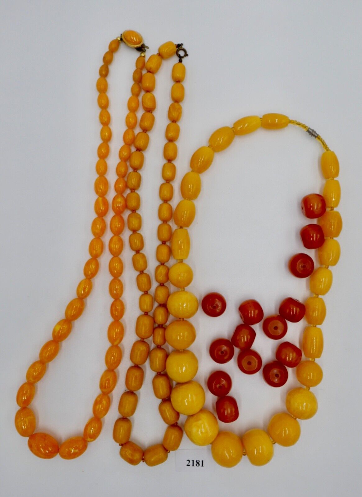 Bernstein Imitat / Plastik Kunstoff Konvolut Schmuck Kette 393 Gramm - Antikhandel-Stuttgart