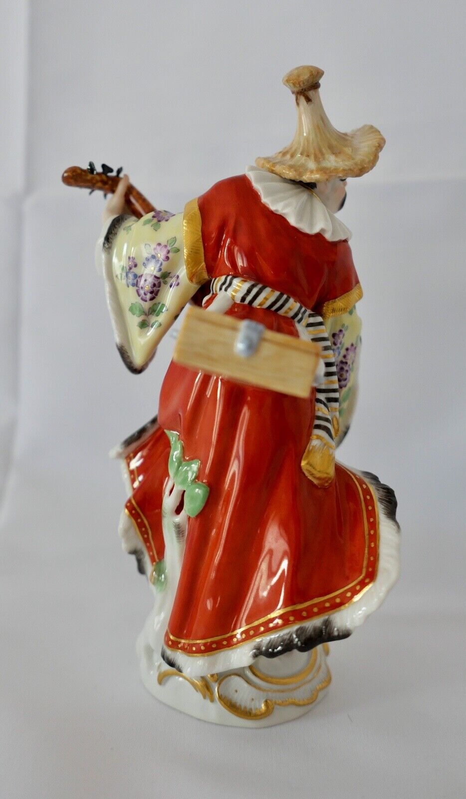 Meissen Figur 1. Wahl Malabar mit Mandoline 18,5 cm F.E. Meyer 1569 67035 - Antikhandel-Stuttgart