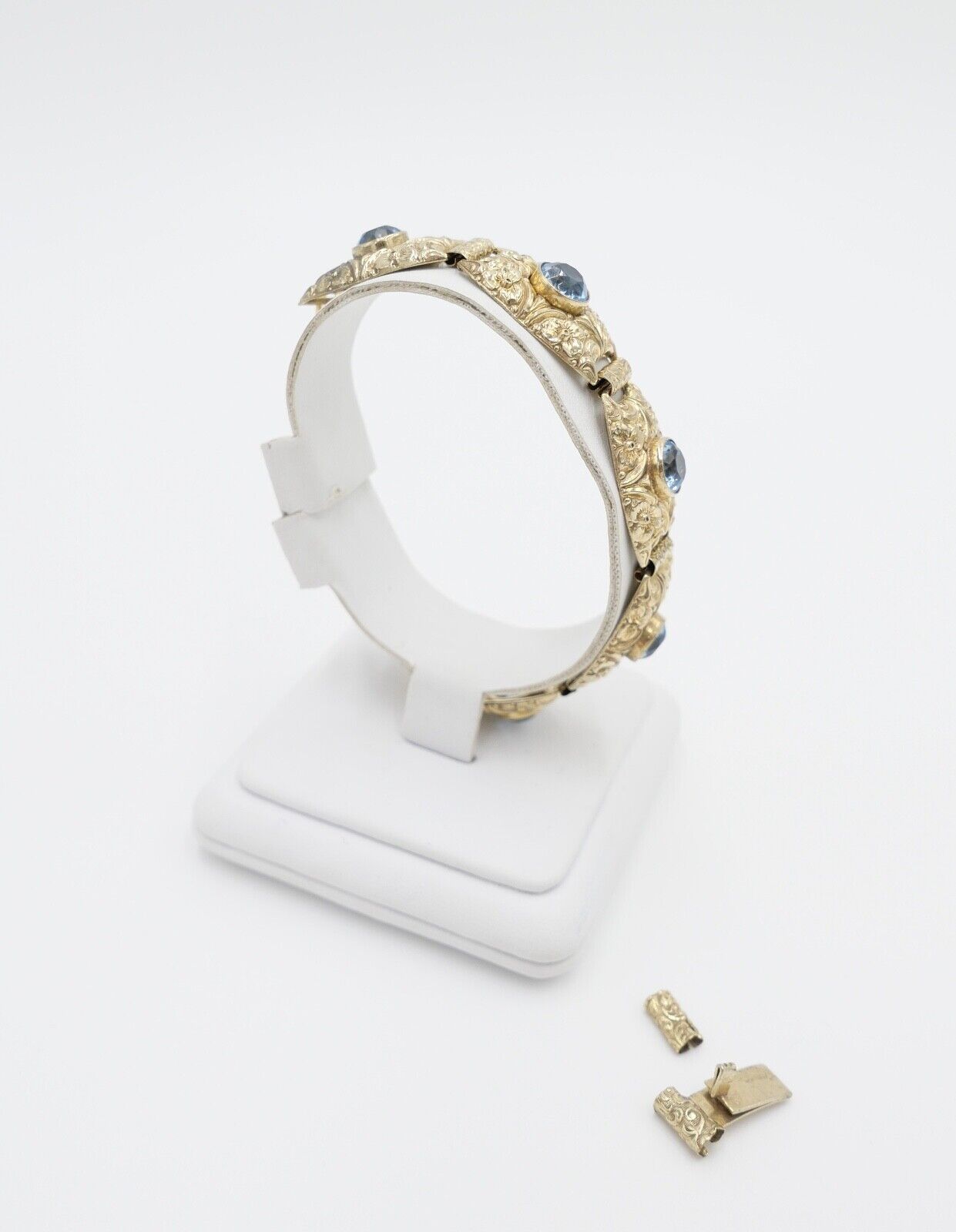 antik um 1900 JUGENDSTIL Armband vergoldet mit blauen Glassteinen floral - Antikhandel-Stuttgart