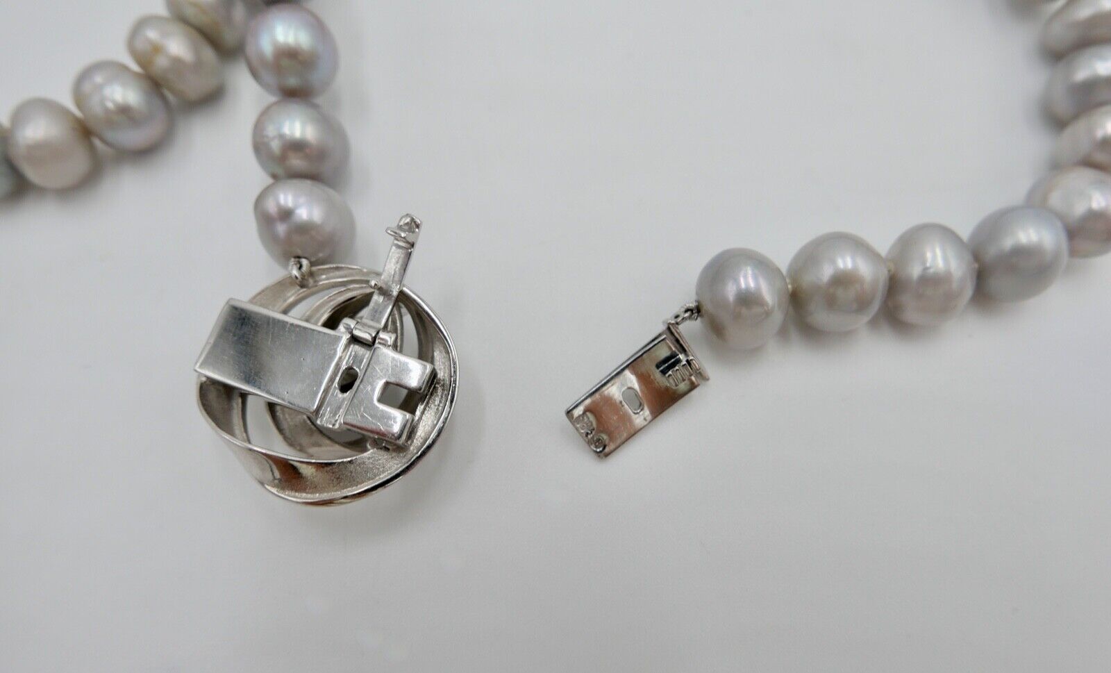 TAHITI Perlenkette Collier Grau mit Brillanten 43 cm Weißgold 585 Perlen Ø 8,8mm - Antikhandel-Stuttgart