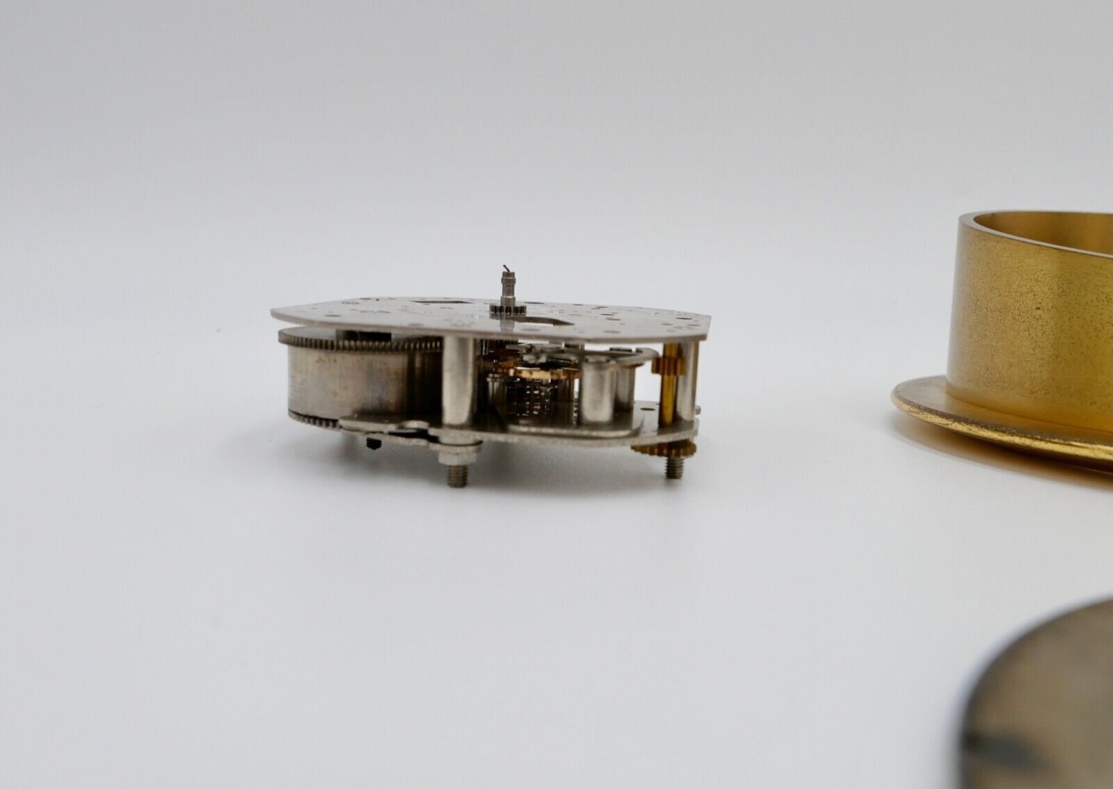 alte & sehr seltene EBEL 60er Tischuhr Gold Messing Ø13,5 cm DEFEKT Ersatzteile - Antikhandel-Stuttgart