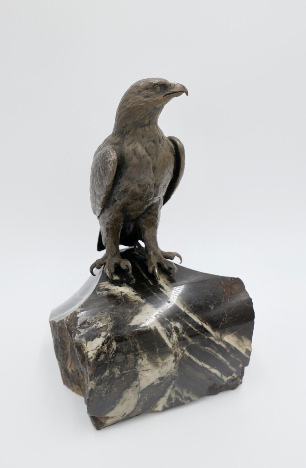 ADLER Bronze Figur bronziert Skulptur Marmor Plinthe signiert 22,7 x 14 cm - Antikhandel-Stuttgart