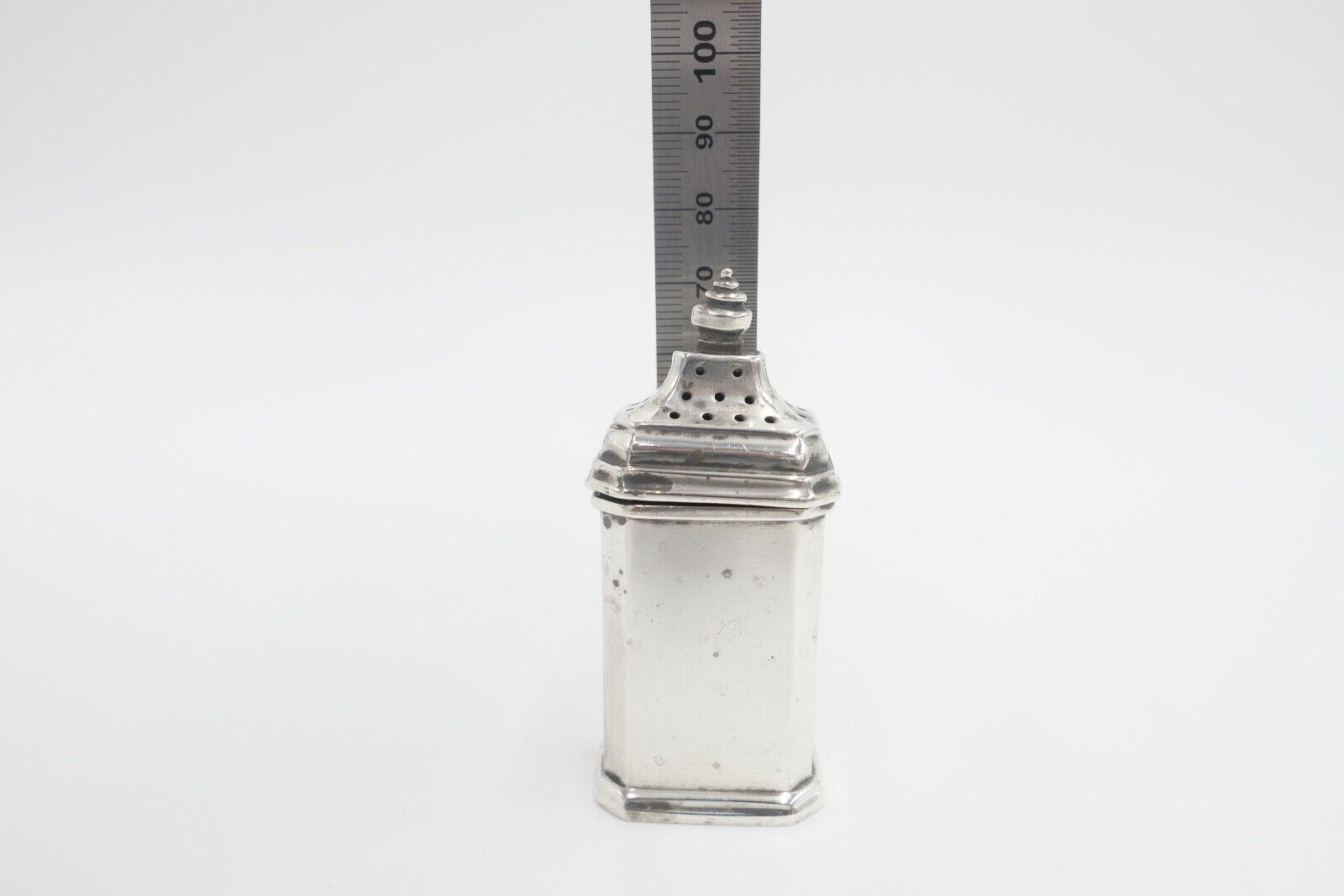 1933 Elkington & Co. E&Co. Salzstreuer 925 Sterlingsilber aus Birmingham England - Antikhandel-Stuttgart