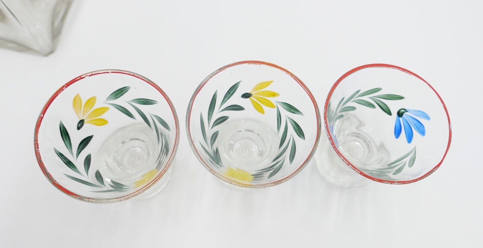 altes Schnaps Likör Set Glas Handbemalt Gläser Karaffe Blumenmuster - Antikhandel-Stuttgart
