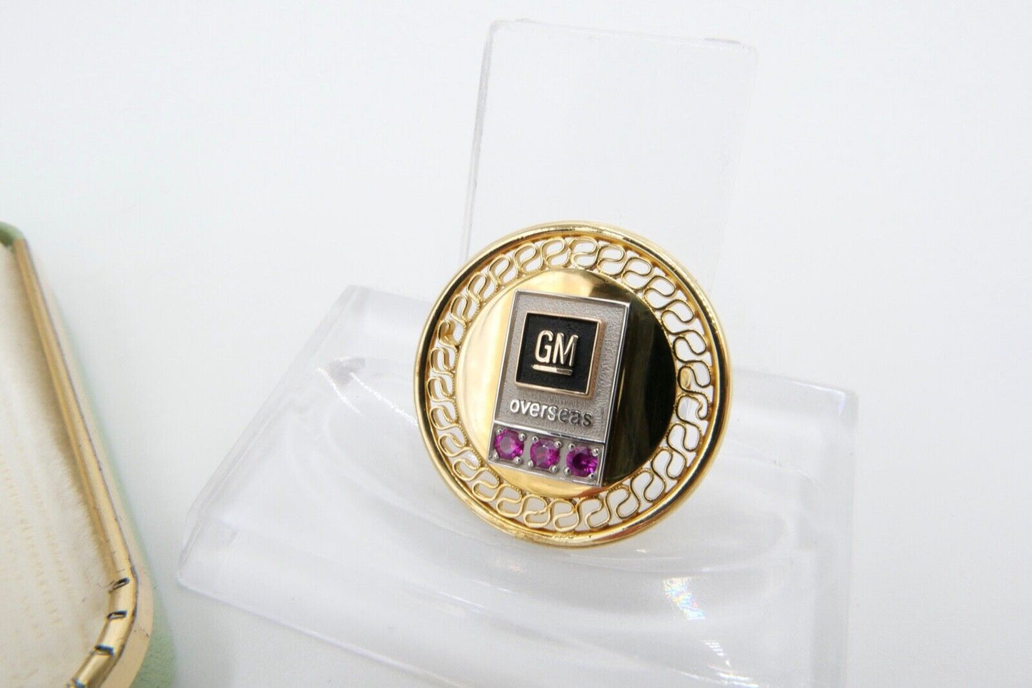 GM Generalmotors Pin Brosche in Etui Overseas vergoldet 20 / 12K G.F. - Antikhandel-Stuttgart