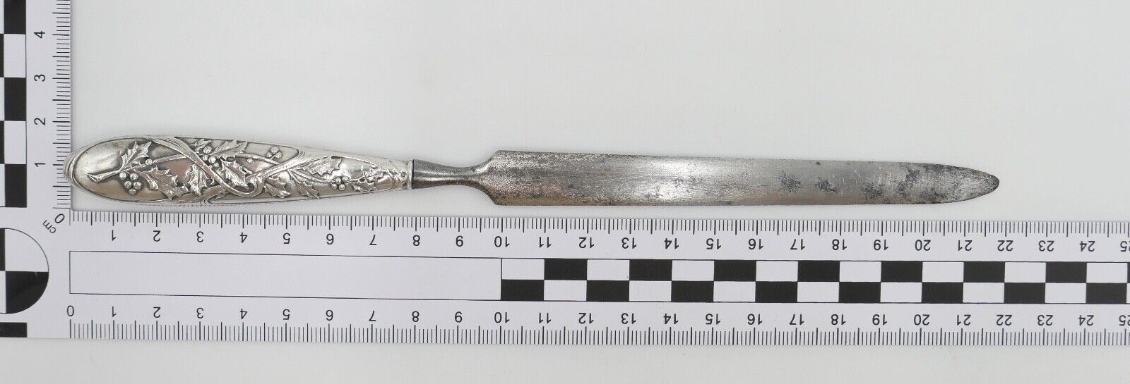 um 1900 Silberner Brieföffner Weinreben Silber 800 - Antikhandel-Stuttgart