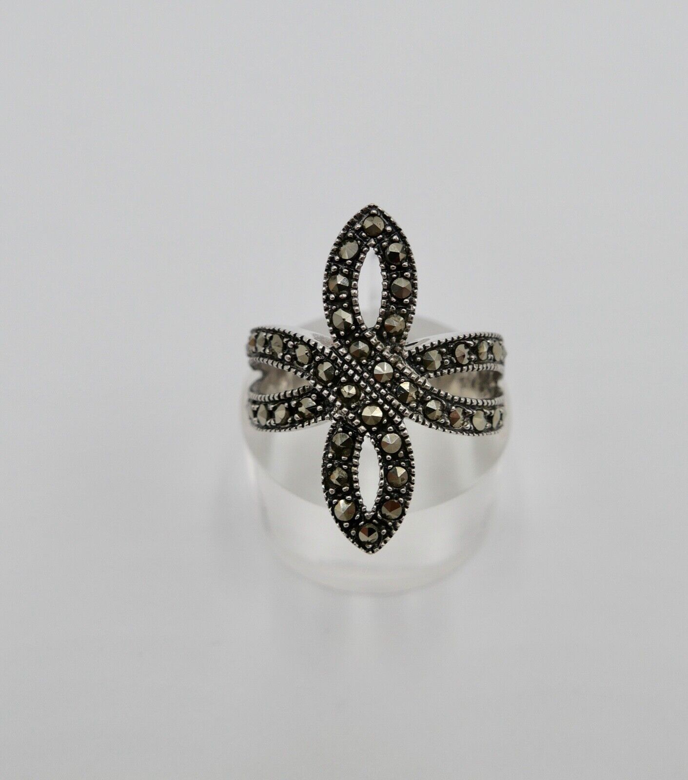 80er Jahre 925 Silberring mit Markasit Gr. 53 in Schleifenform Schleife - Antikhandel-Stuttgart