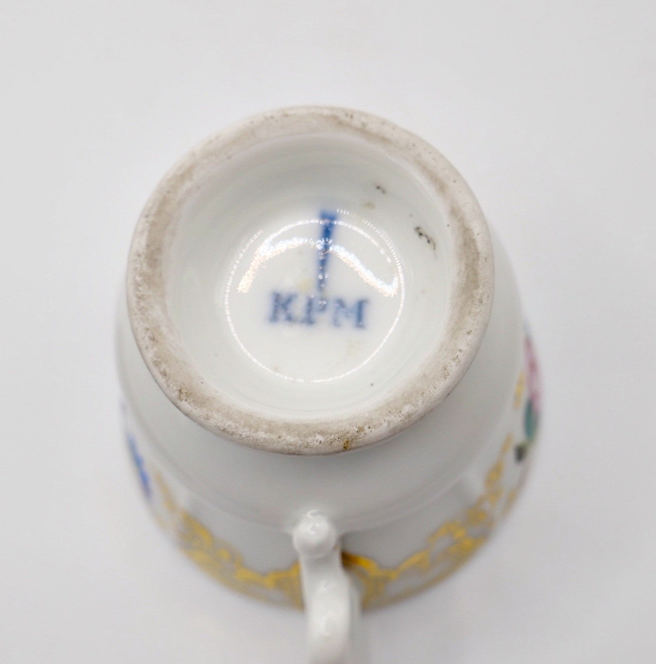 KPM Berlin Tasse Porzellan weiß Gold Blumen Aus gutem Herzen