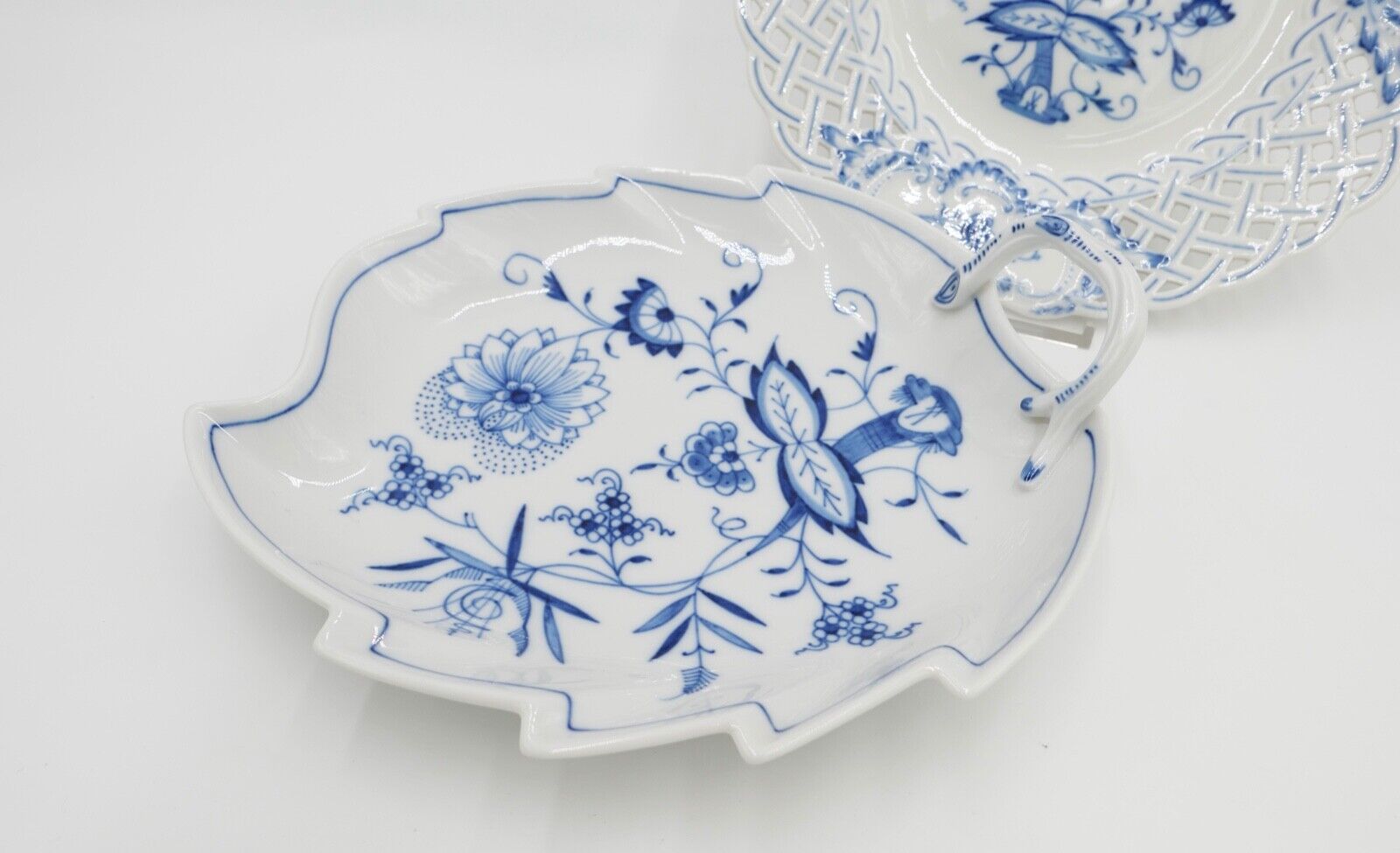 Meissen Zwiebelmuster Teller Duchbruch Schale Blatt Blattschale - Antikhandel-Stuttgart