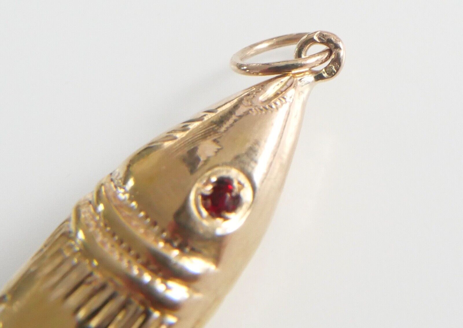 antik um 1938 beweglicher Fisch Anhänger Gold 800 Gelenkanhänger Portugal - Antikhandel-Stuttgart