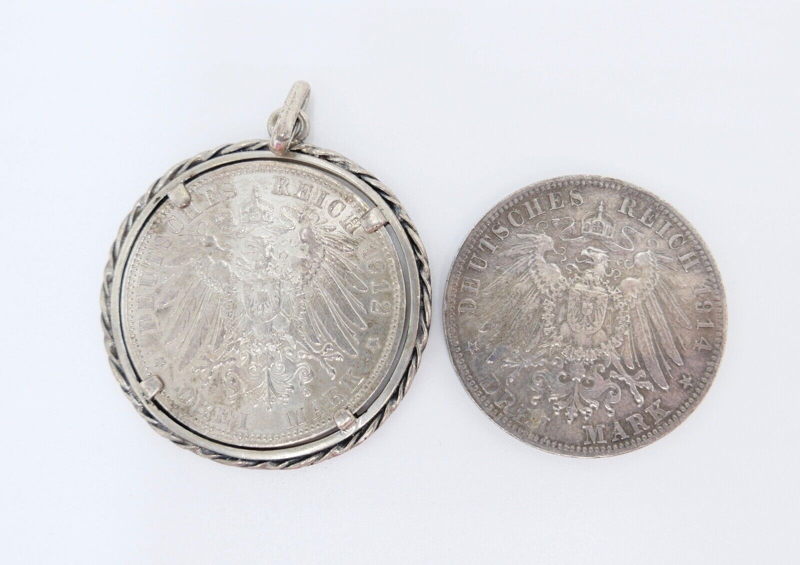 2x 3 Mark ss - vz Bayern Otto - Ludwig Jäger J.47 + J.52 Münzfassung Anhänger - Antikhandel-Stuttgart