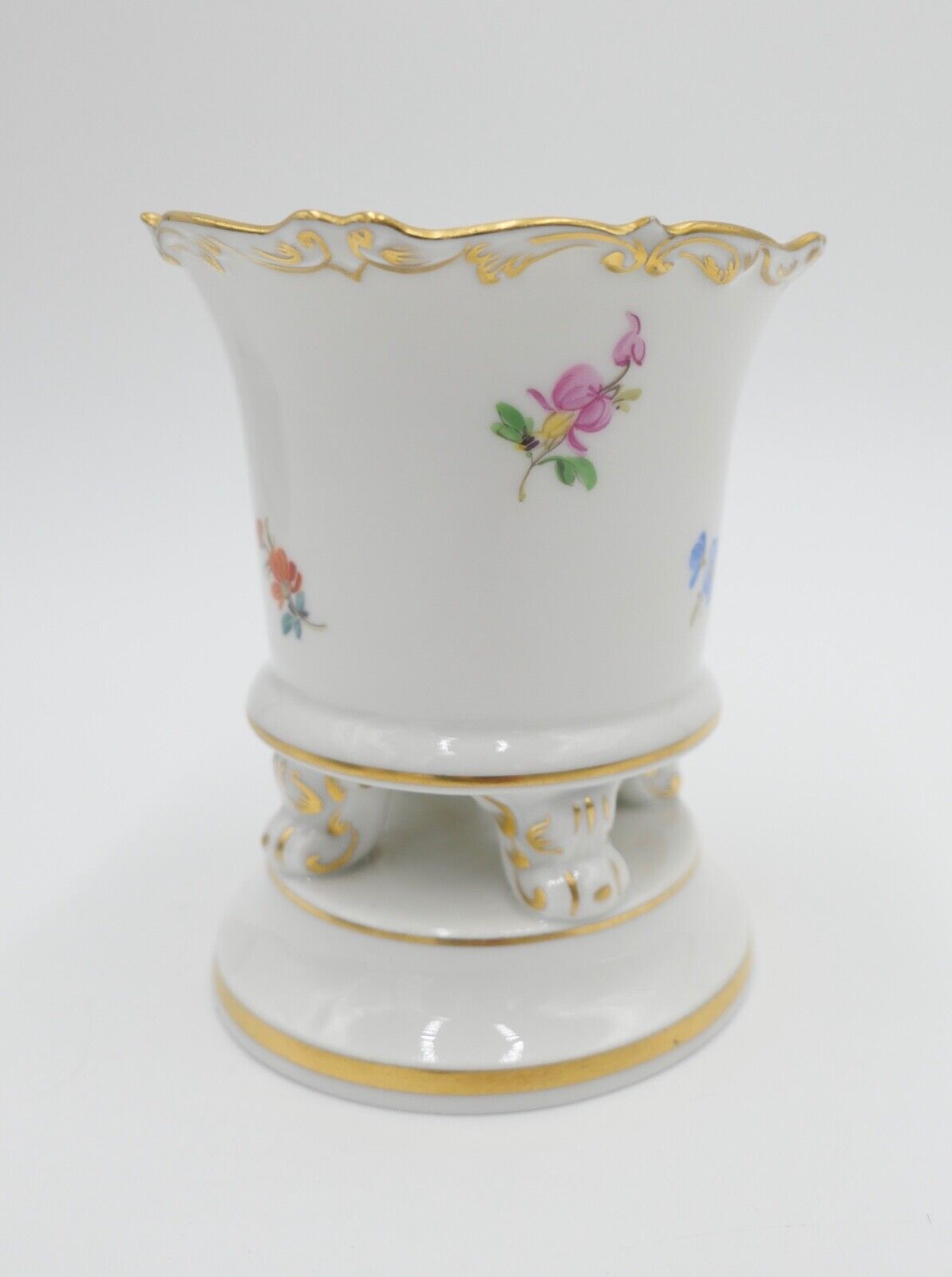 50er Meissen Nr. 37Y Streublümchen Porzellan Vase Füße 2. Wahl Goldrand Dekor - Antikhandel-Stuttgart