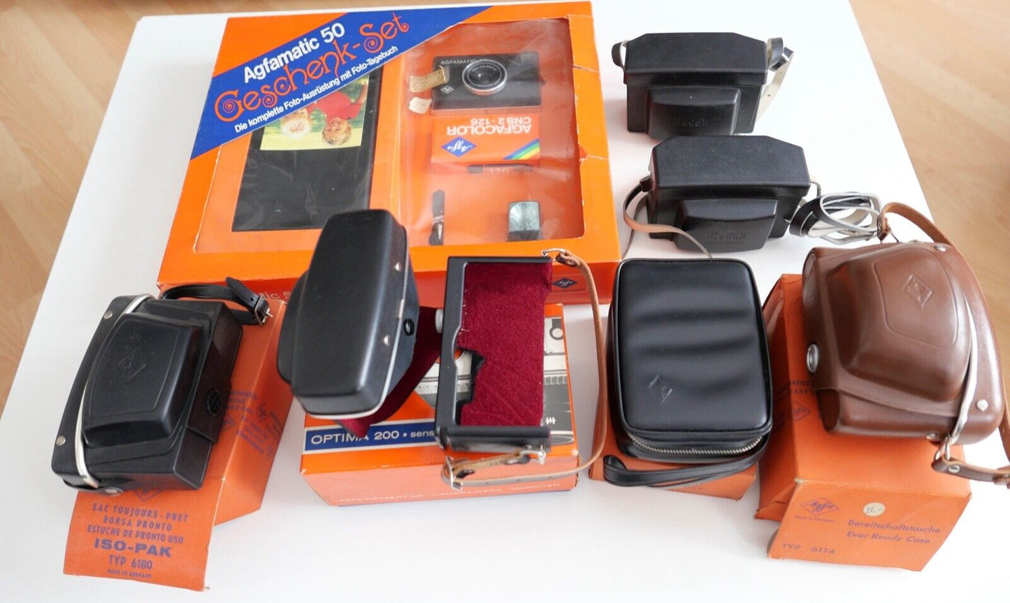 KODAK Agfamatic 50 Geschenkset Instamatic Typ 6114 6069 6180 6183 Hüllen 1970er - Antikhandel-Stuttgart
