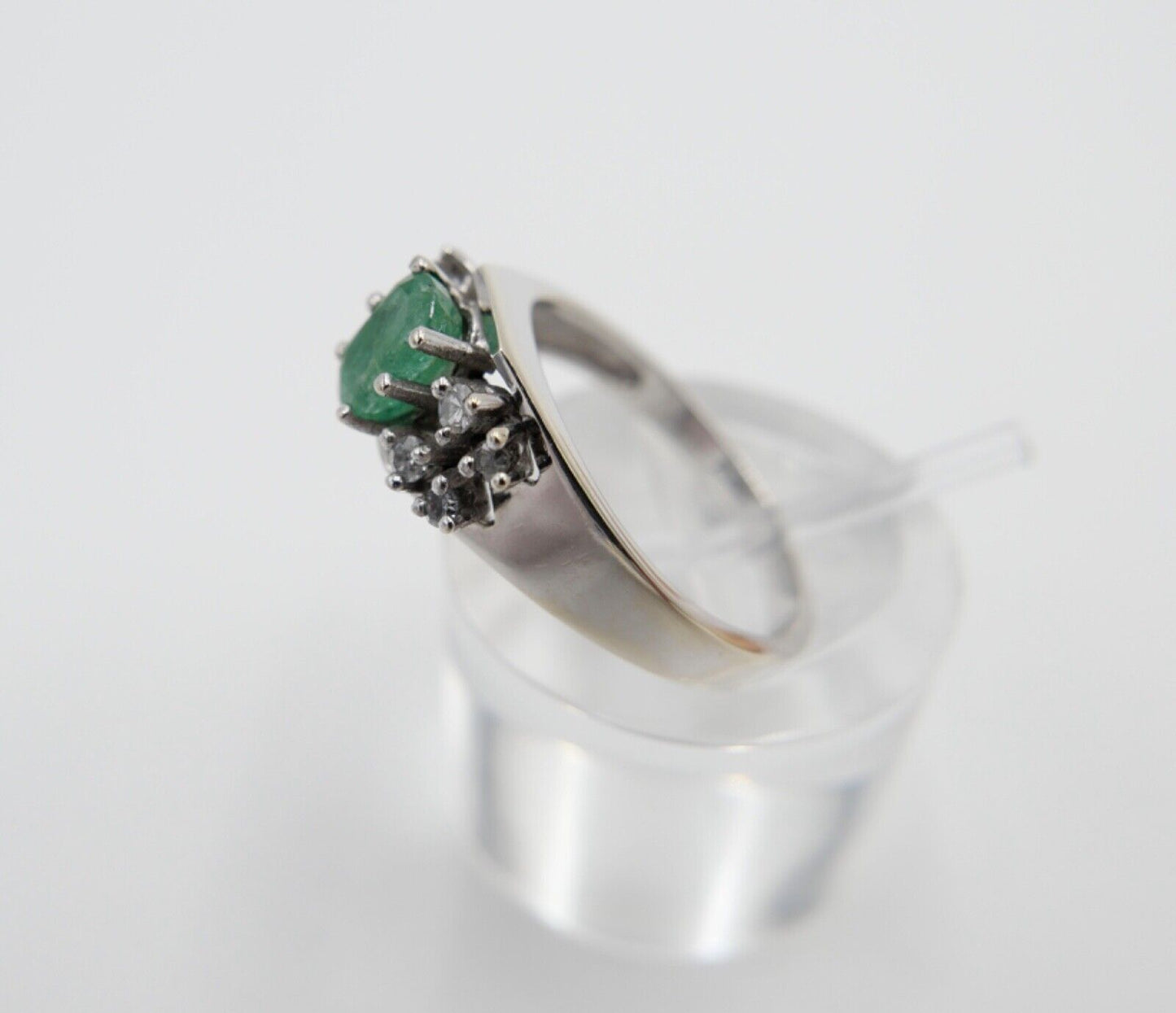 Weißgold Damen Ring mit Diamant / Brillant & Smaragd 585 14K Gr. 55 1,03 Ct - Antikhandel-Stuttgart