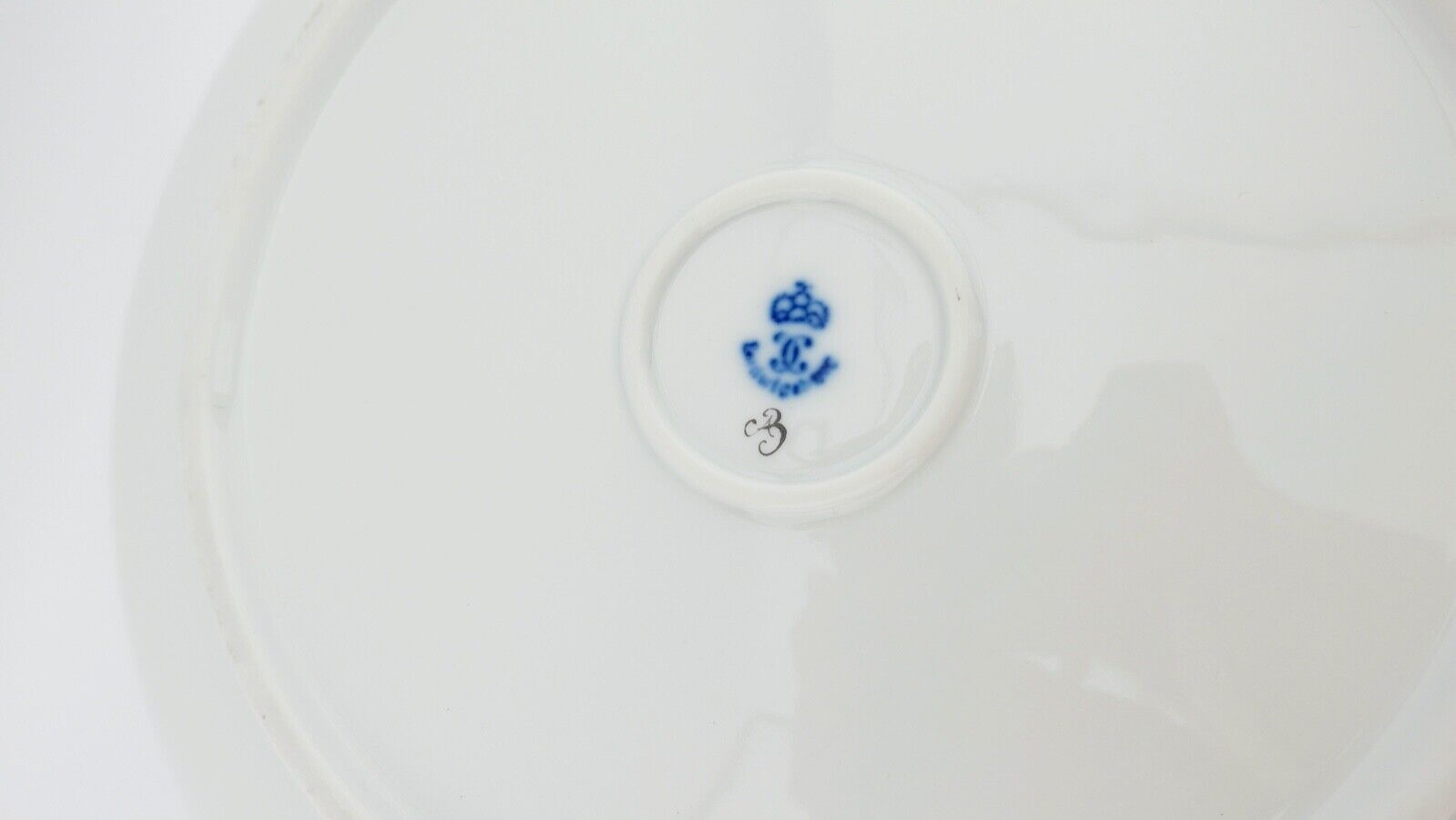 Ludwigsburg Porzellan Zierteller Wandteller Blumendekor Ø 26 cm TOP - Antikhandel-Stuttgart