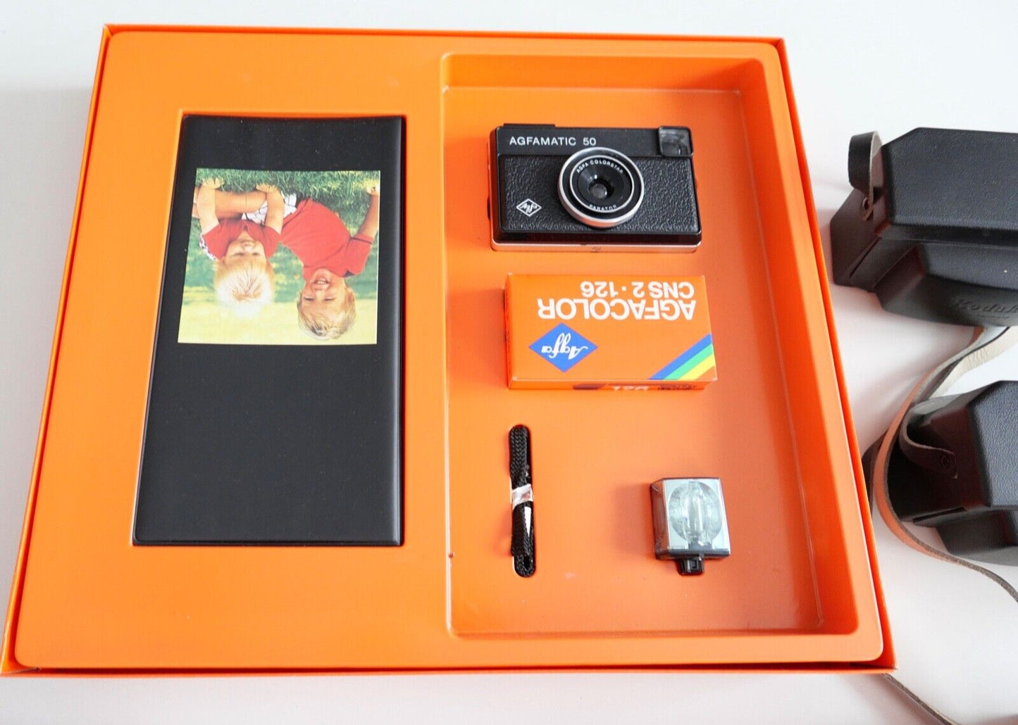 KODAK Agfamatic 50 Geschenkset Instamatic Typ 6114 6069 6180 6183 Hüllen 1970er - Antikhandel-Stuttgart