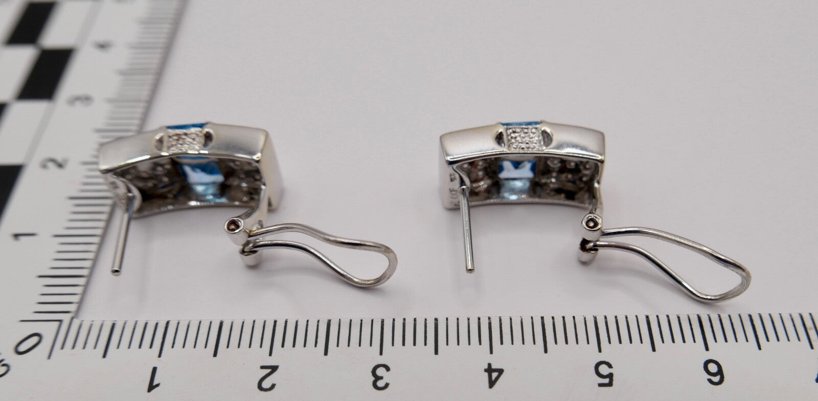 Blautopas & Brillant 750 18K Weißgold Gold Ohrringe 2 Ctw NEUwertig CCF