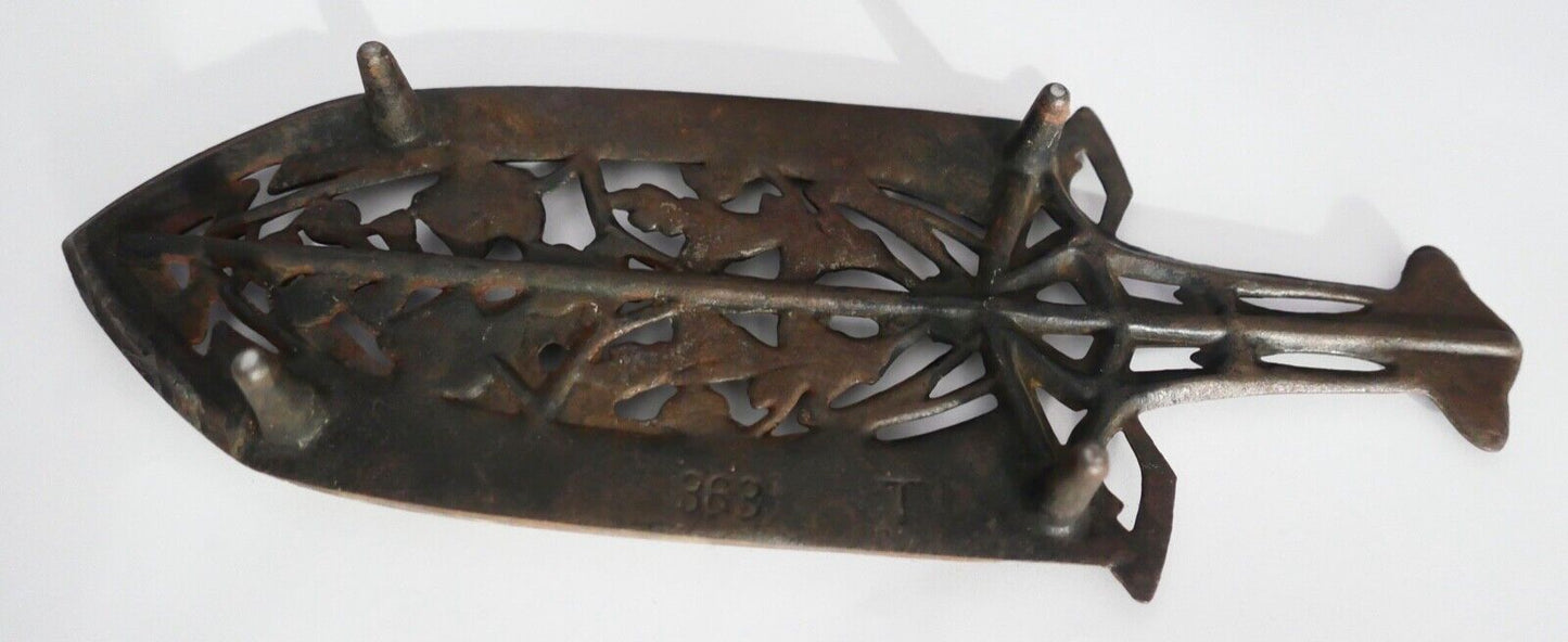 DRP 20er Gewicht altes Bügeleisen Bolzeneisen mit Untersetzer Gusseisen - Antikhandel-Stuttgart