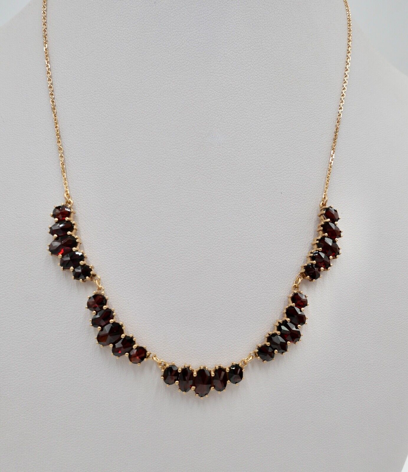 Alte Collier Kette 46cm Rotgold 333 8K Gold mit Granat - Antikhandel-Stuttgart