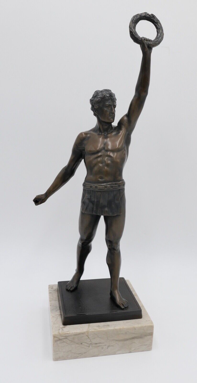 Bronze Skulptur Athletischer Sieger Lorbeerkranz Marmor Plinthe 40 x 12 cm - Antikhandel-Stuttgart