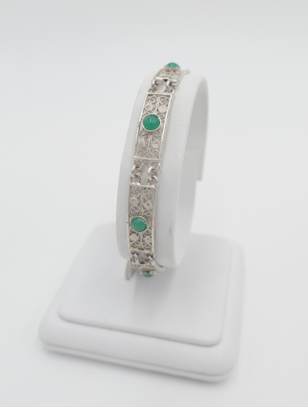 filigranes 60er Jahre 800 Silber Armband mit Chrysopras - Antikhandel-Stuttgart