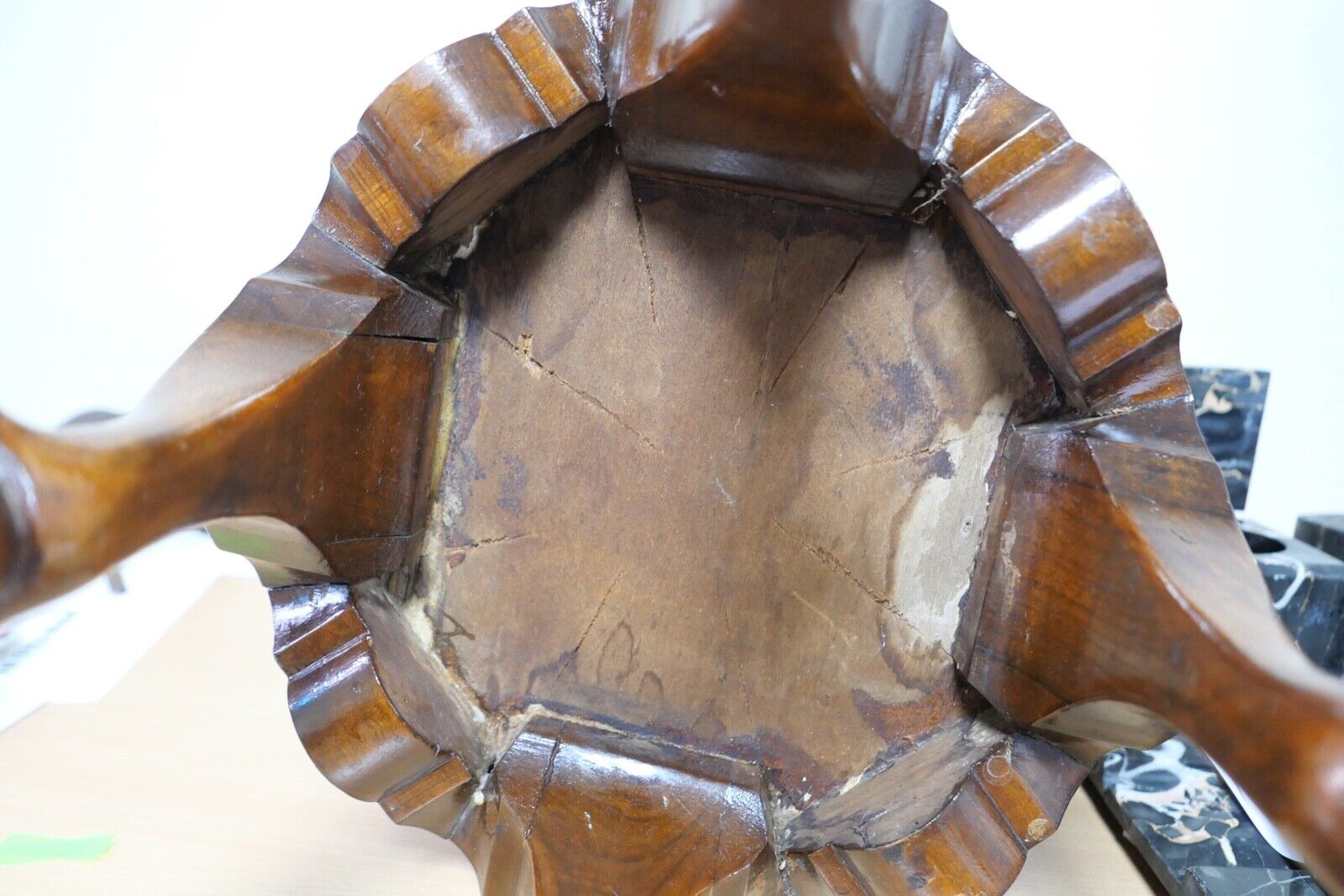 antik englischer Chippendale Jardinire Blumentopf Kupfer Tatzen Nussbaumholz - Antikhandel-Stuttgart