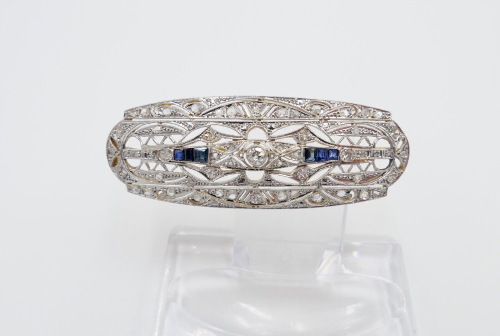 Art Deco 20er Brosche Gold Platin mit 6 Saphiren 55 Diamanten 1,8 Ct 750 18K - Antikhandel-Stuttgart