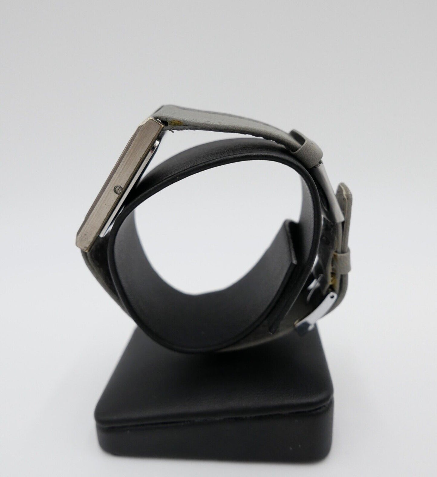 Selten flache ESKA Damenuhr S. KOCH Quartz 30x24 mm Lederband & Batterie NEU - Antikhandel-Stuttgart